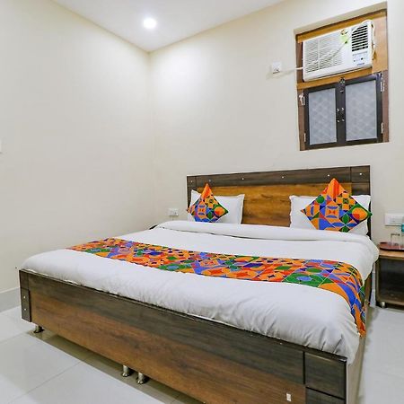 Fabexpress Kartikey Inn Haridwār Buitenkant foto