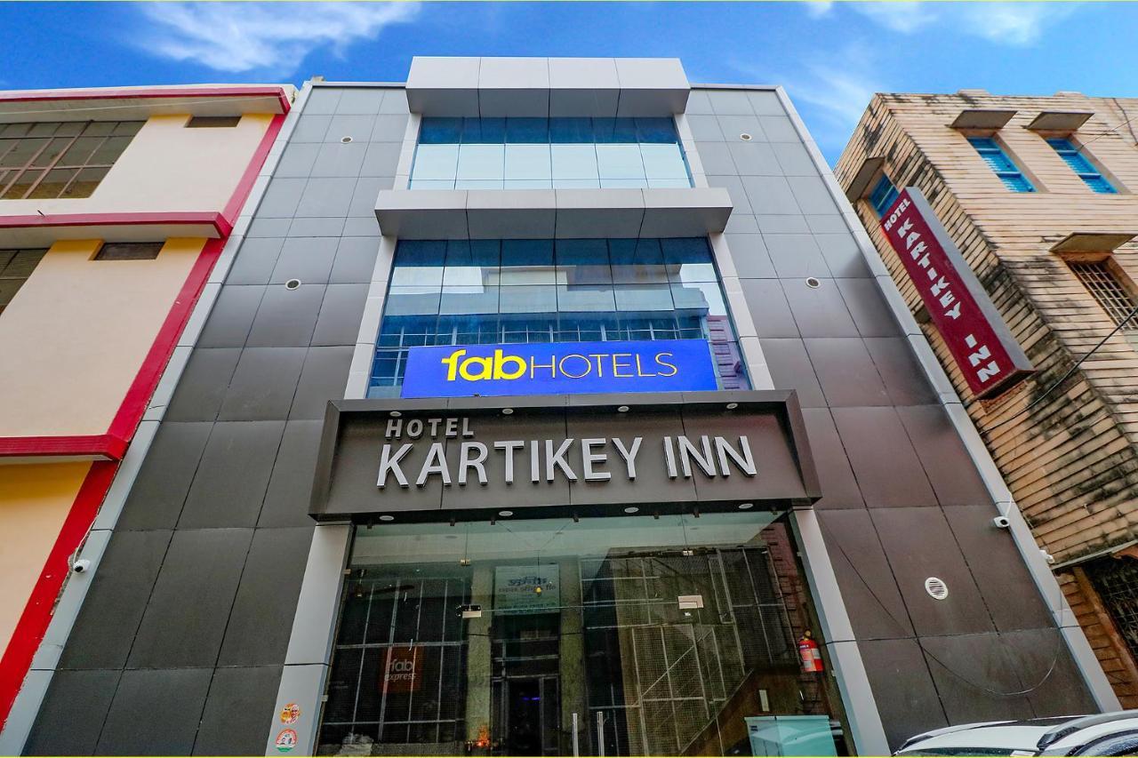 Fabexpress Kartikey Inn Haridwār Buitenkant foto