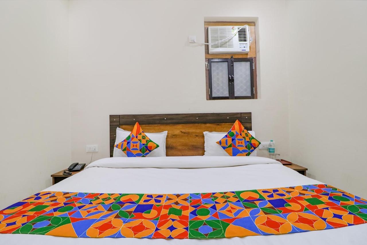 Fabexpress Kartikey Inn Haridwār Buitenkant foto