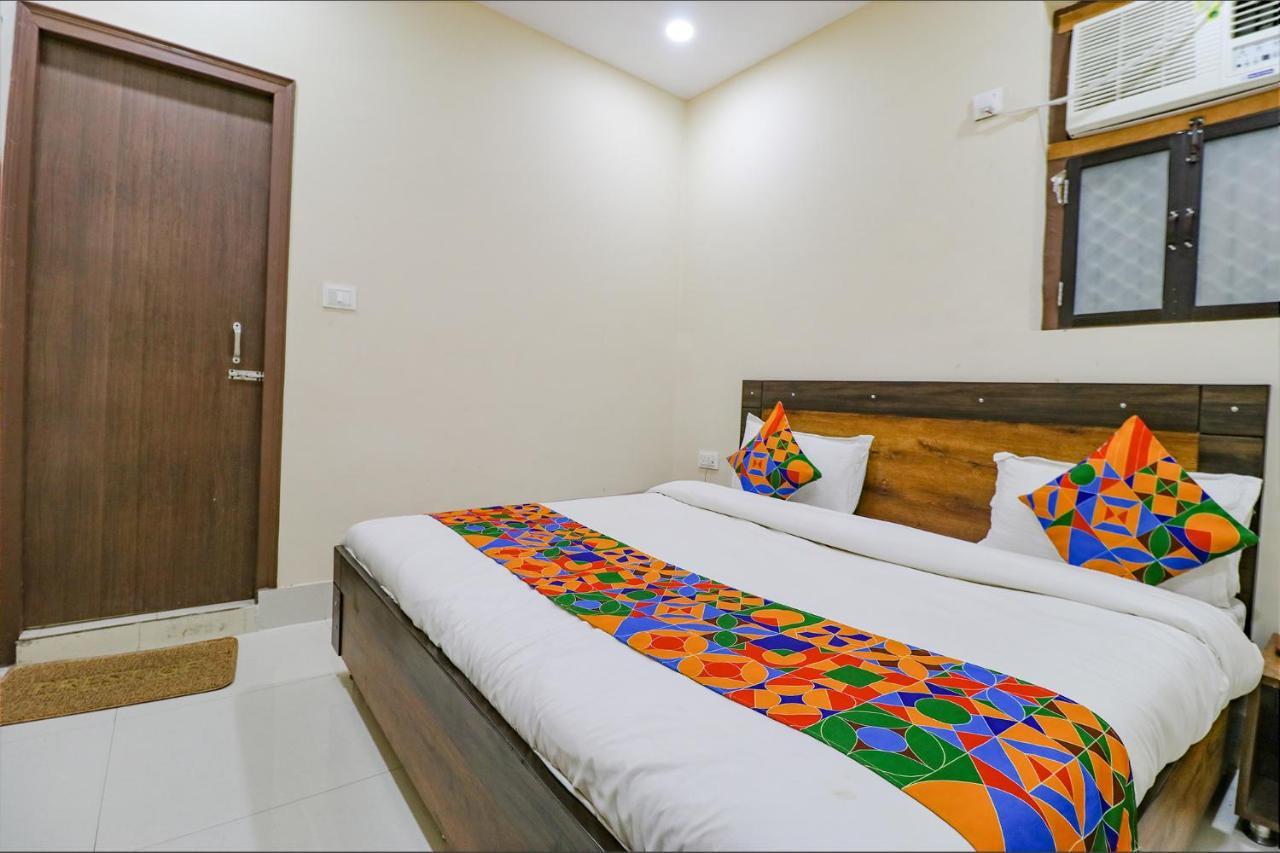 Fabexpress Kartikey Inn Haridwār Buitenkant foto