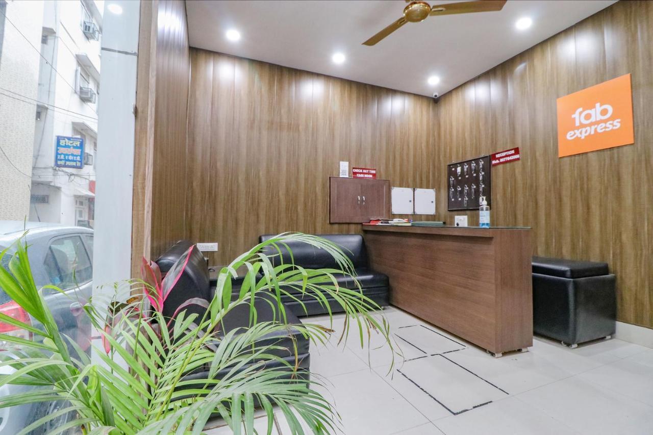 Fabexpress Kartikey Inn Haridwār Buitenkant foto